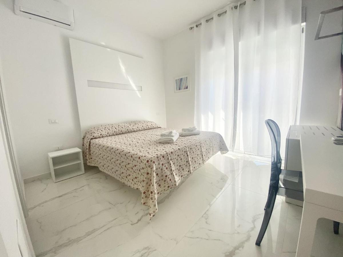Il Viaggiatore Relais Sul Mare Gaeta Esterno foto