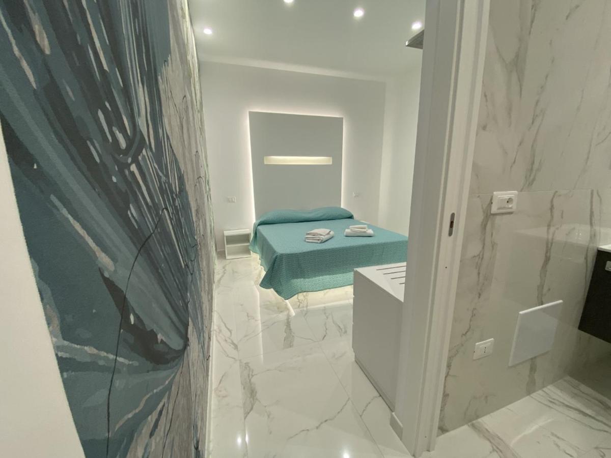Il Viaggiatore Relais Sul Mare Gaeta Esterno foto