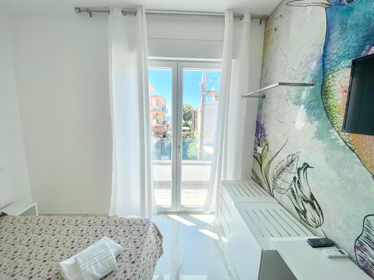 Il Viaggiatore Relais Sul Mare Gaeta Esterno foto