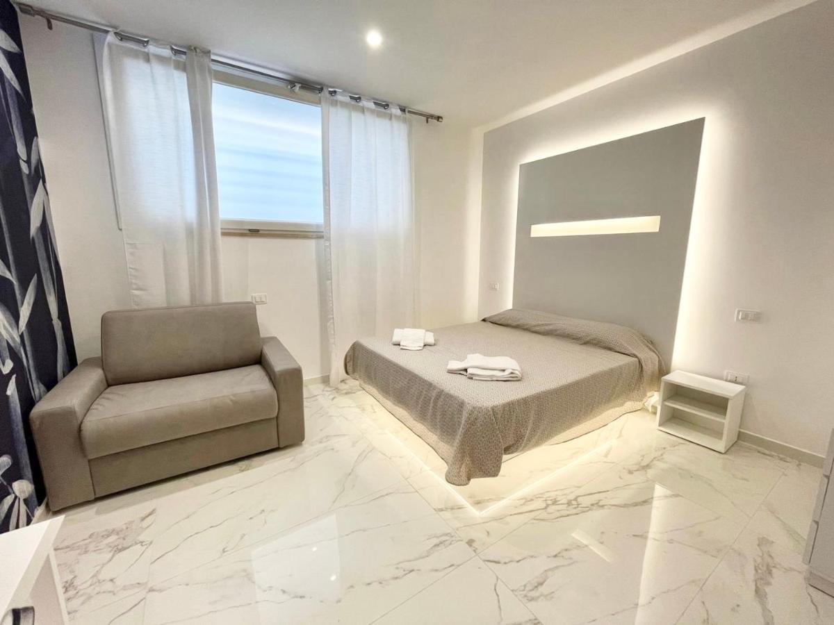 Il Viaggiatore Relais Sul Mare Gaeta Esterno foto