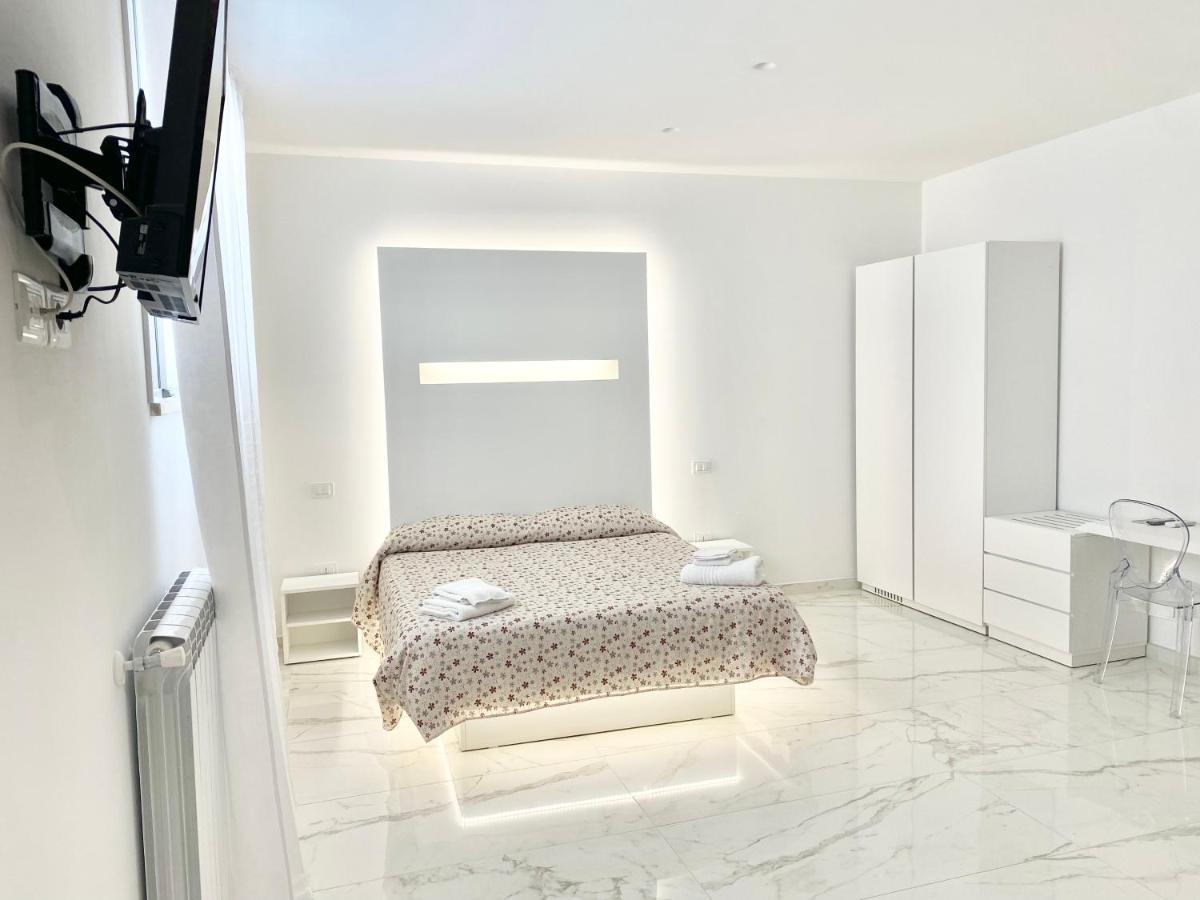 Il Viaggiatore Relais Sul Mare Gaeta Esterno foto